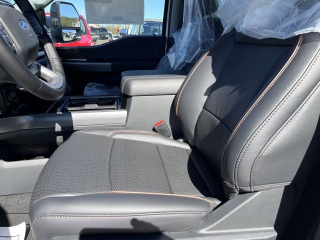 2026 Ford Super Duty F-350 SRW F-350® Lariat®