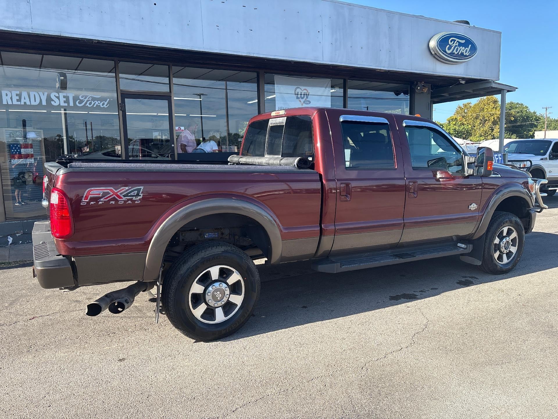 2016 Ford Super Duty F-350 SRW 4WD Crew Cab King Ranch 6-3/4 Ft Box XL
