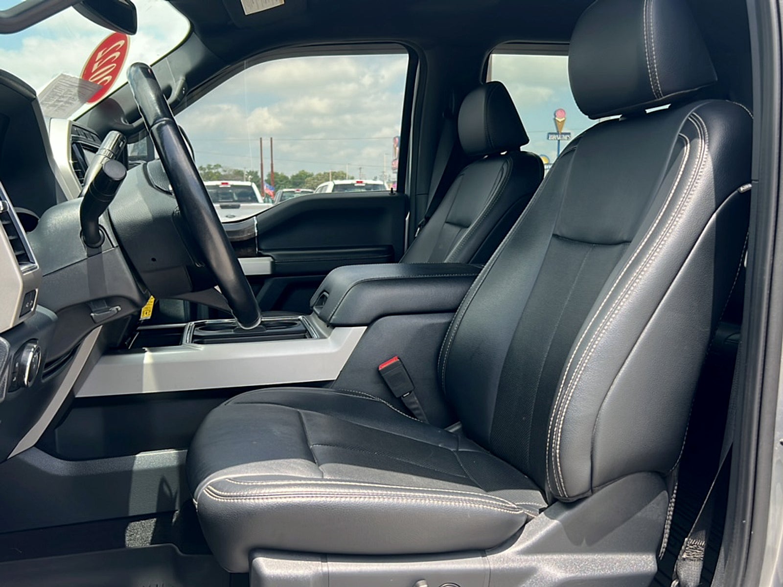 2022 Ford F350 SUPERDUTY LARIAT