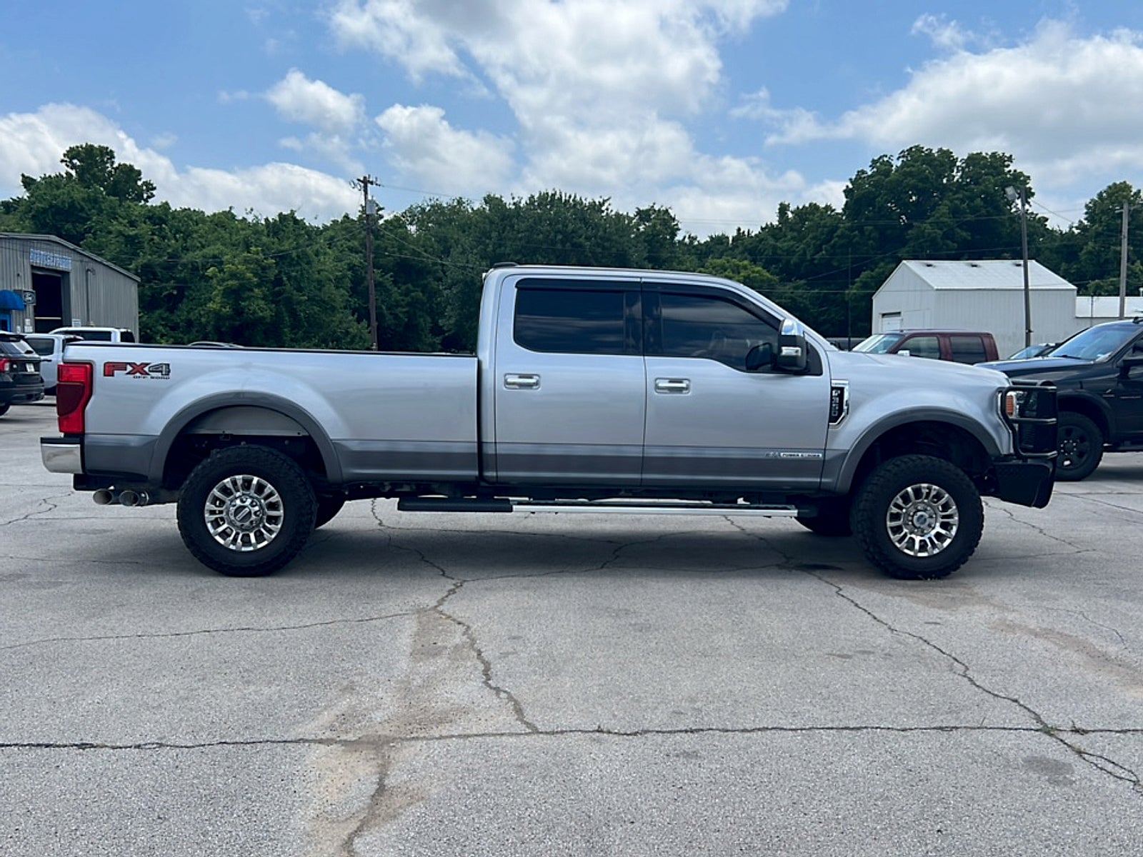 2022 Ford F350 SUPERDUTY LARIAT