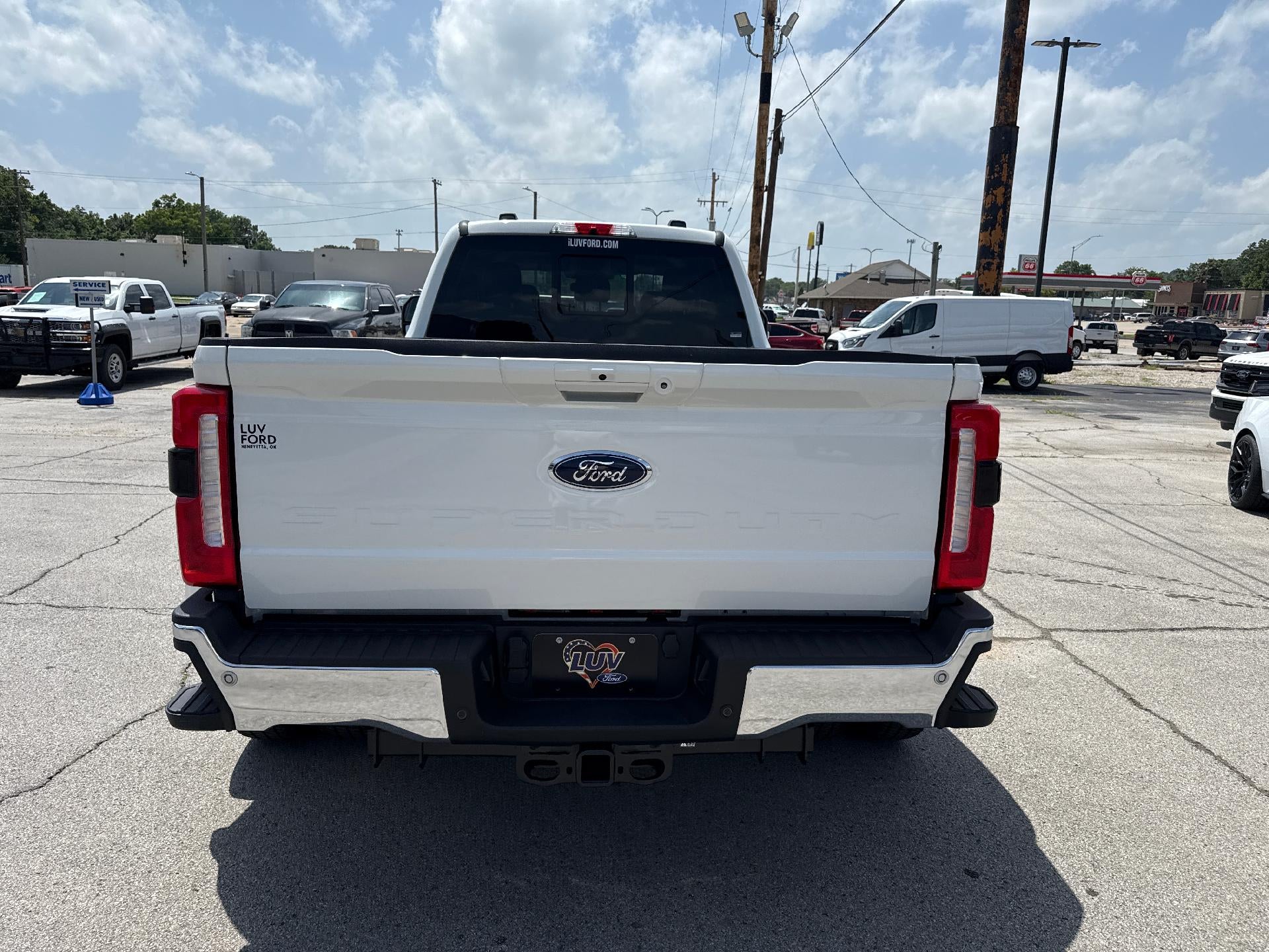 2026 Ford Super Duty F-350 DRW XL 4WD Crew Cab 8' Box