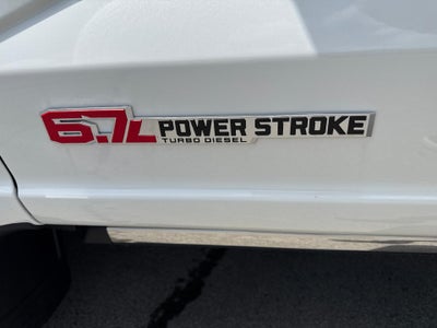 2026 Ford Super Duty F-350 DRW XL 4WD Crew Cab 8' Box