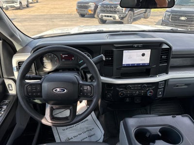 2026 Ford Super Duty F-350 DRW XL 4WD Crew Cab 8' Box