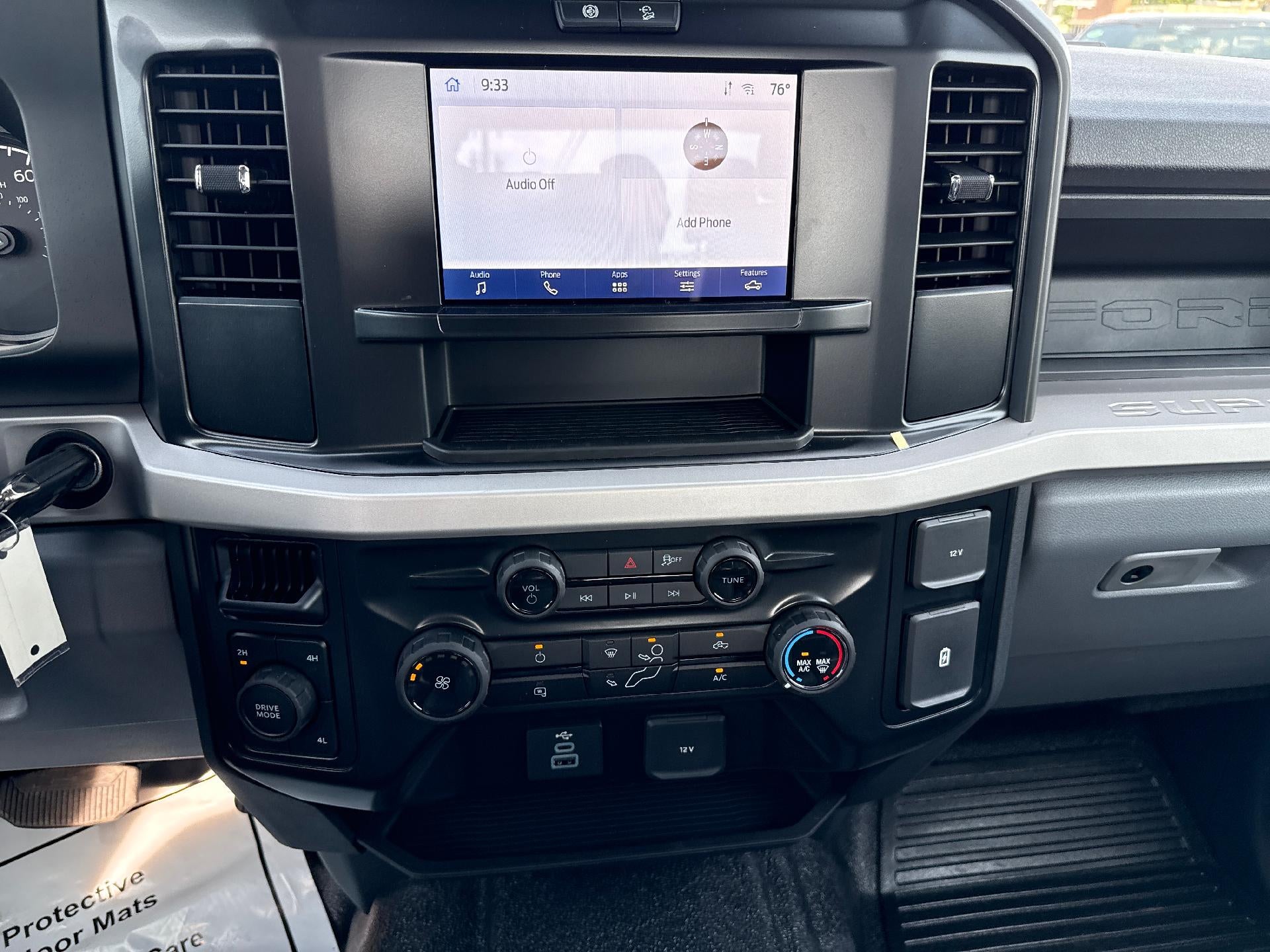 2026 Ford Super Duty F-350 DRW XL 4WD Crew Cab 8' Box