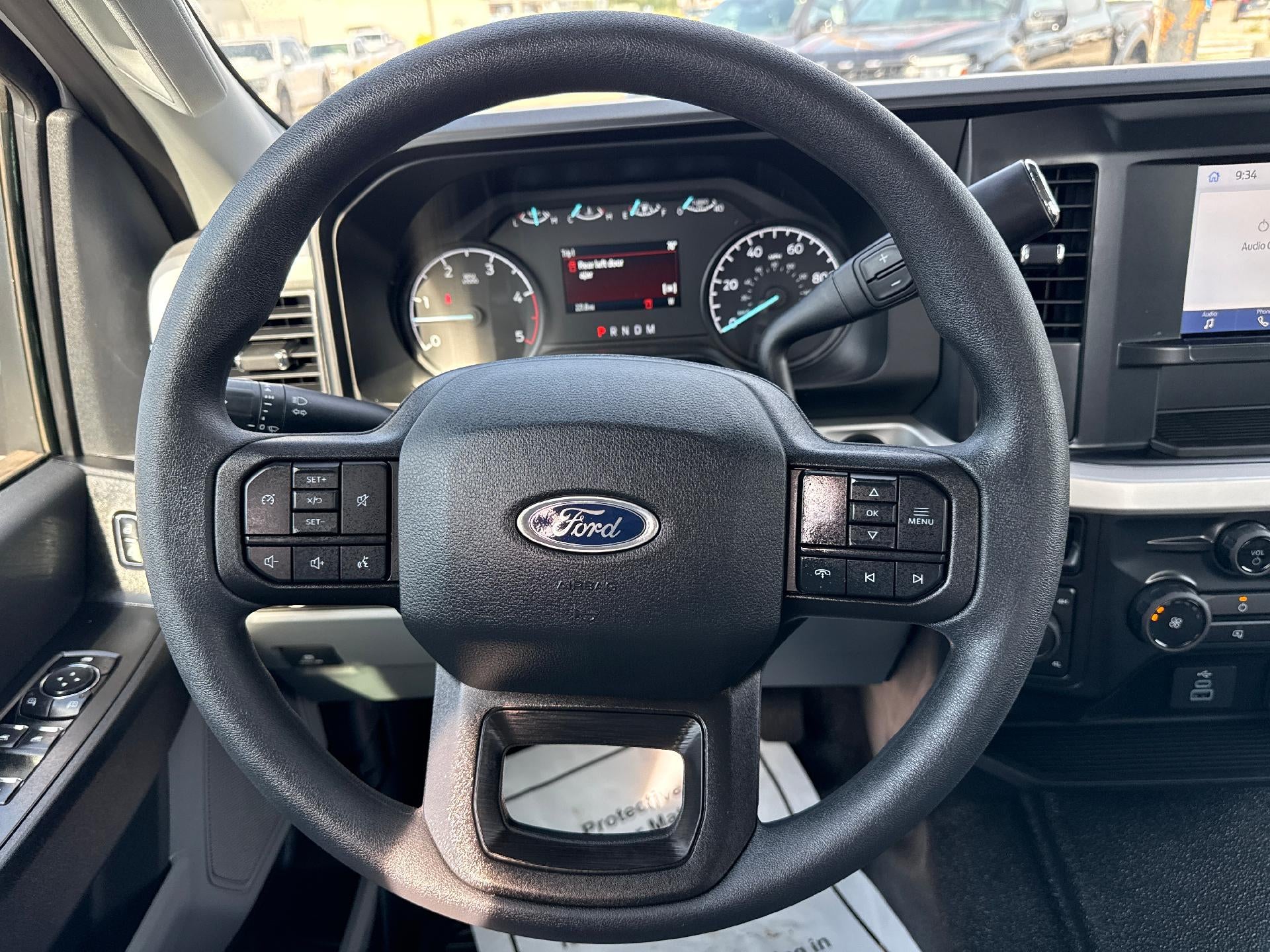 2026 Ford Super Duty F-350 DRW XL 4WD Crew Cab 8' Box