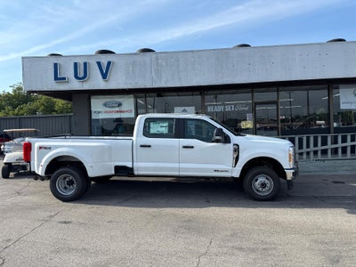 2026 Ford Super Duty F-350 DRW XL 4WD Crew Cab 8' Box