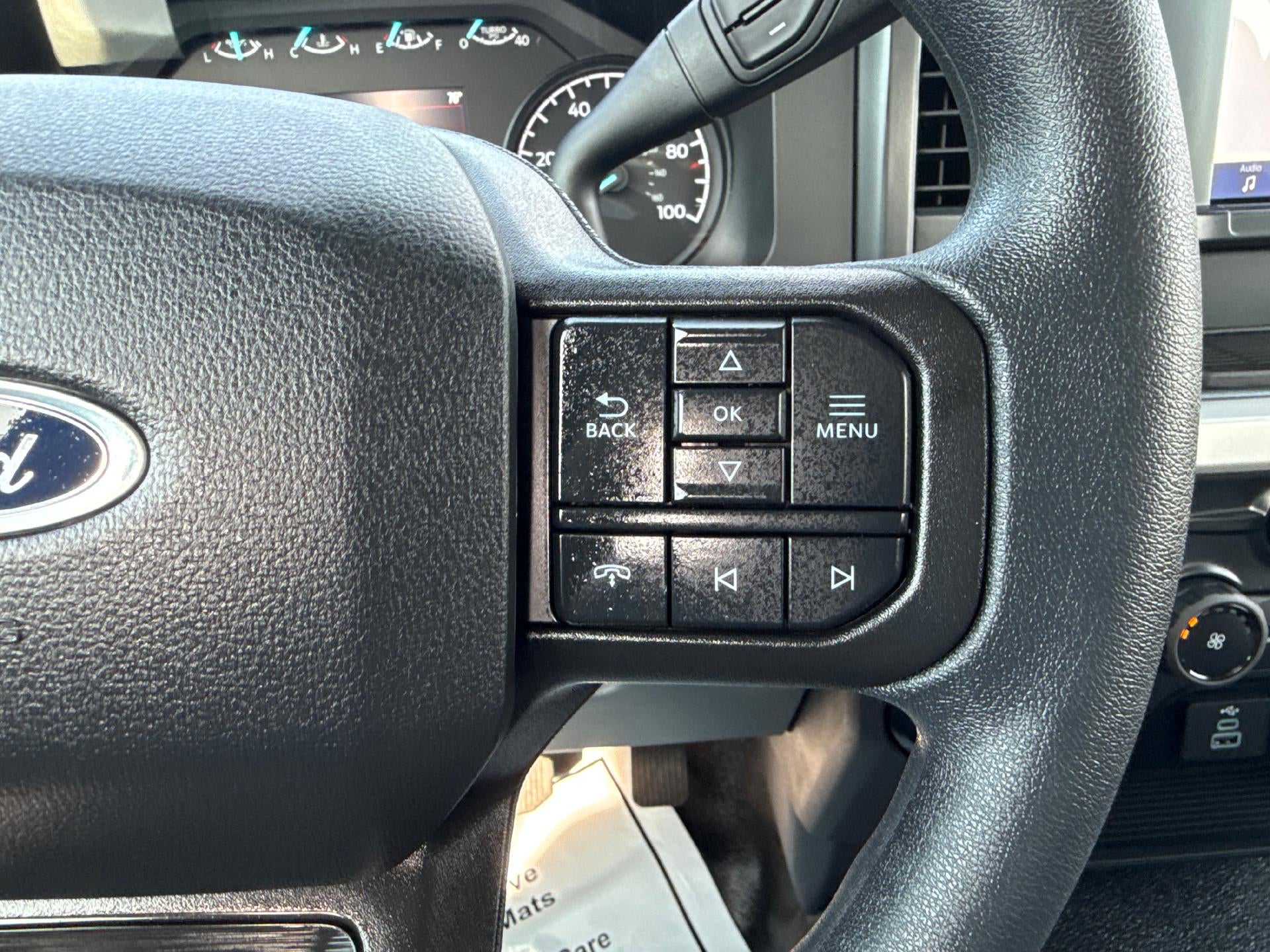 2026 Ford Super Duty F-350 DRW XL 4WD Crew Cab 8' Box