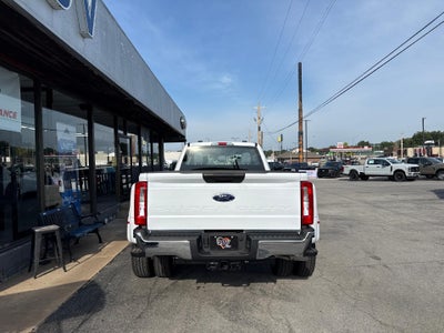 2026 Ford Super Duty F-350 DRW XL 4WD Crew Cab 8' Box