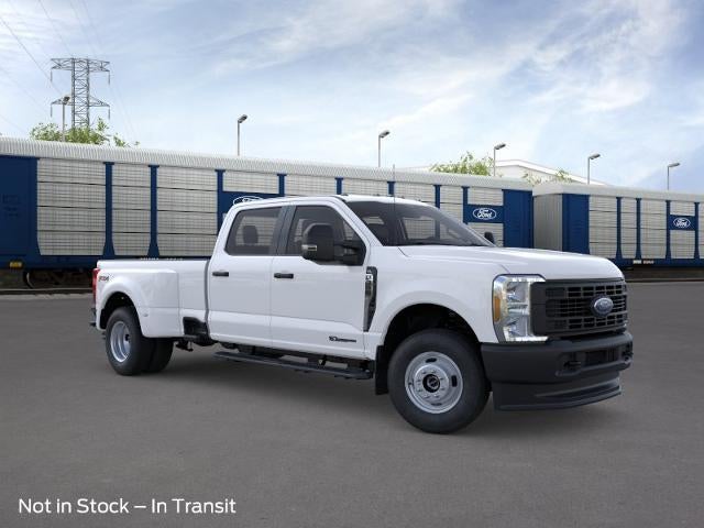 2026 Ford Super Duty F-350 DRW XL 4WD Crew Cab 8' Box