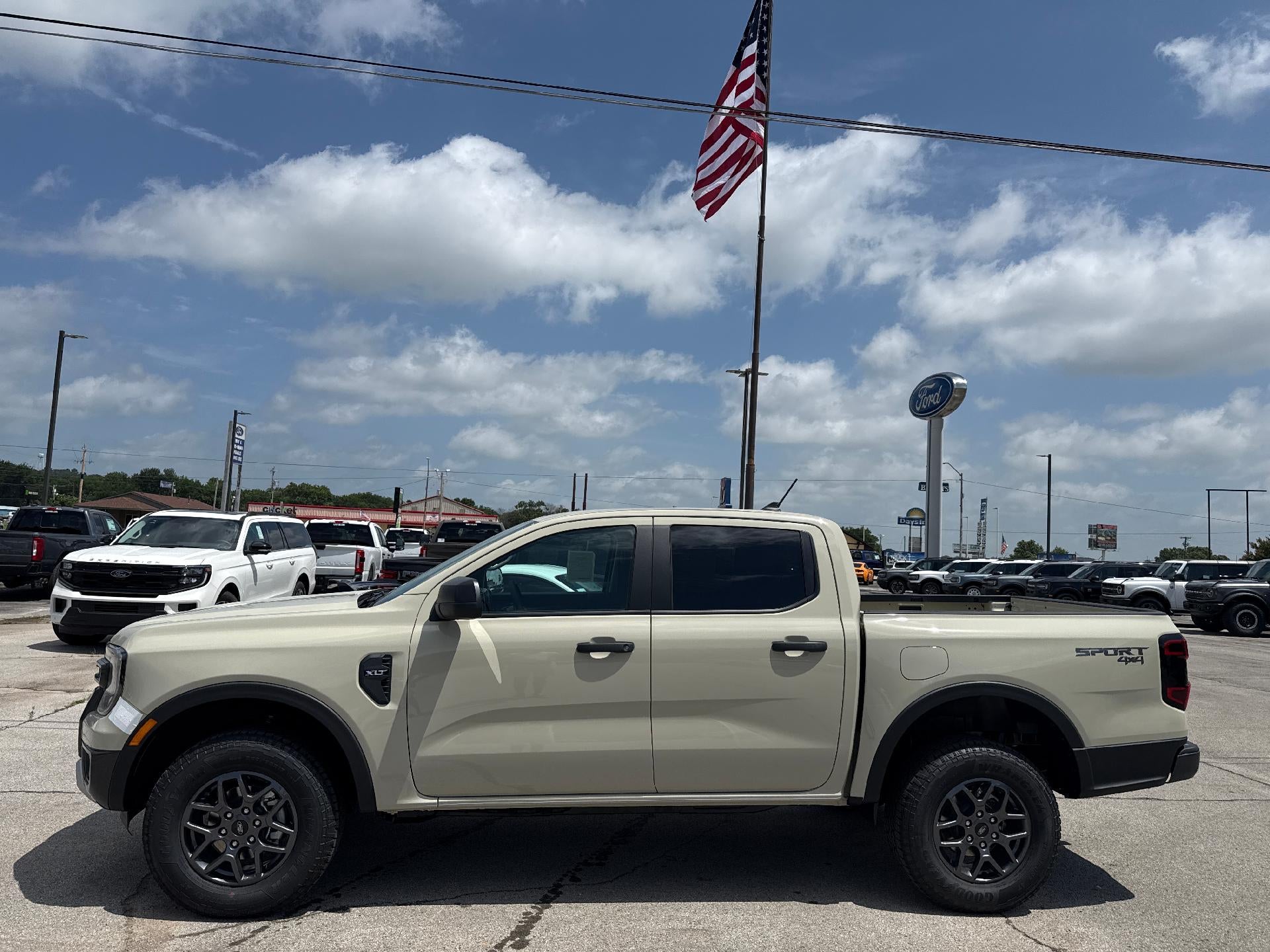 2026 Ford Ranger XLT 4WD SuperCrew 5' Box
