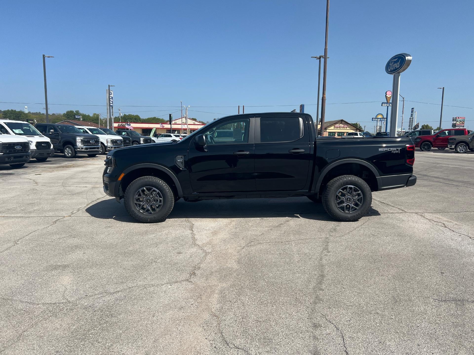 2026 Ford Ranger XLT 4WD SuperCrew 5' Box