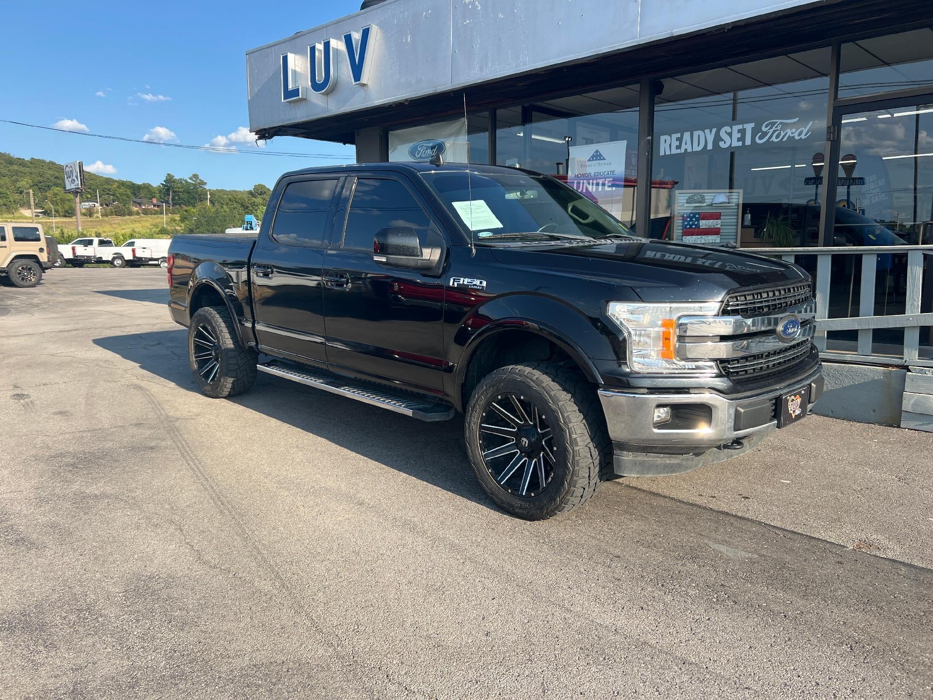 2019 Ford F-150 LARIAT 4WD SuperCrew 5.5' Box