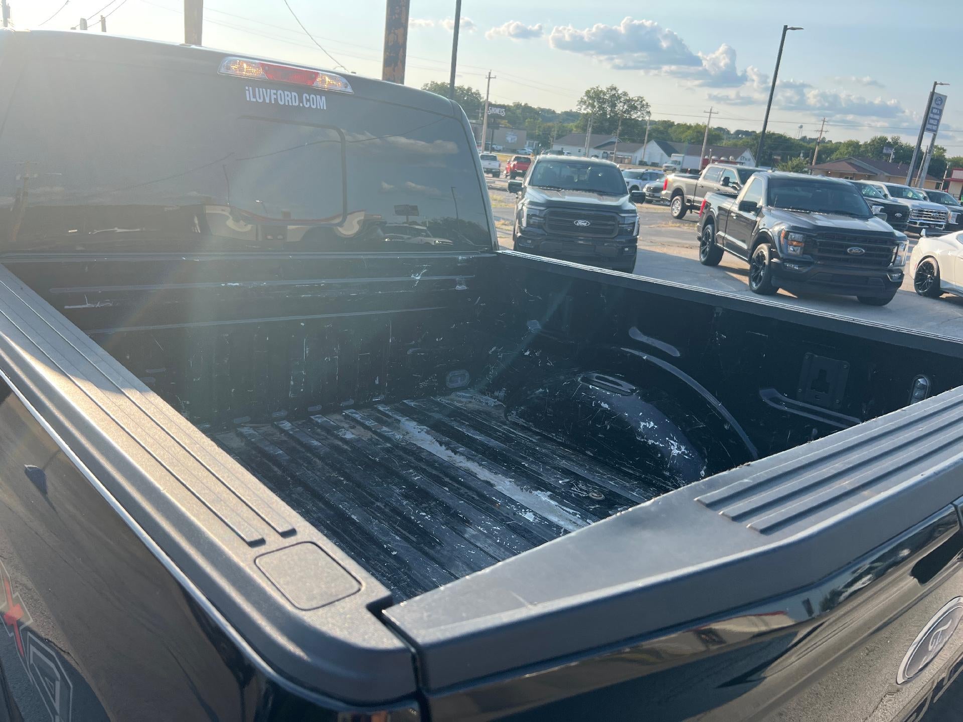 2019 Ford F-150 LARIAT 4WD SuperCrew 5.5' Box