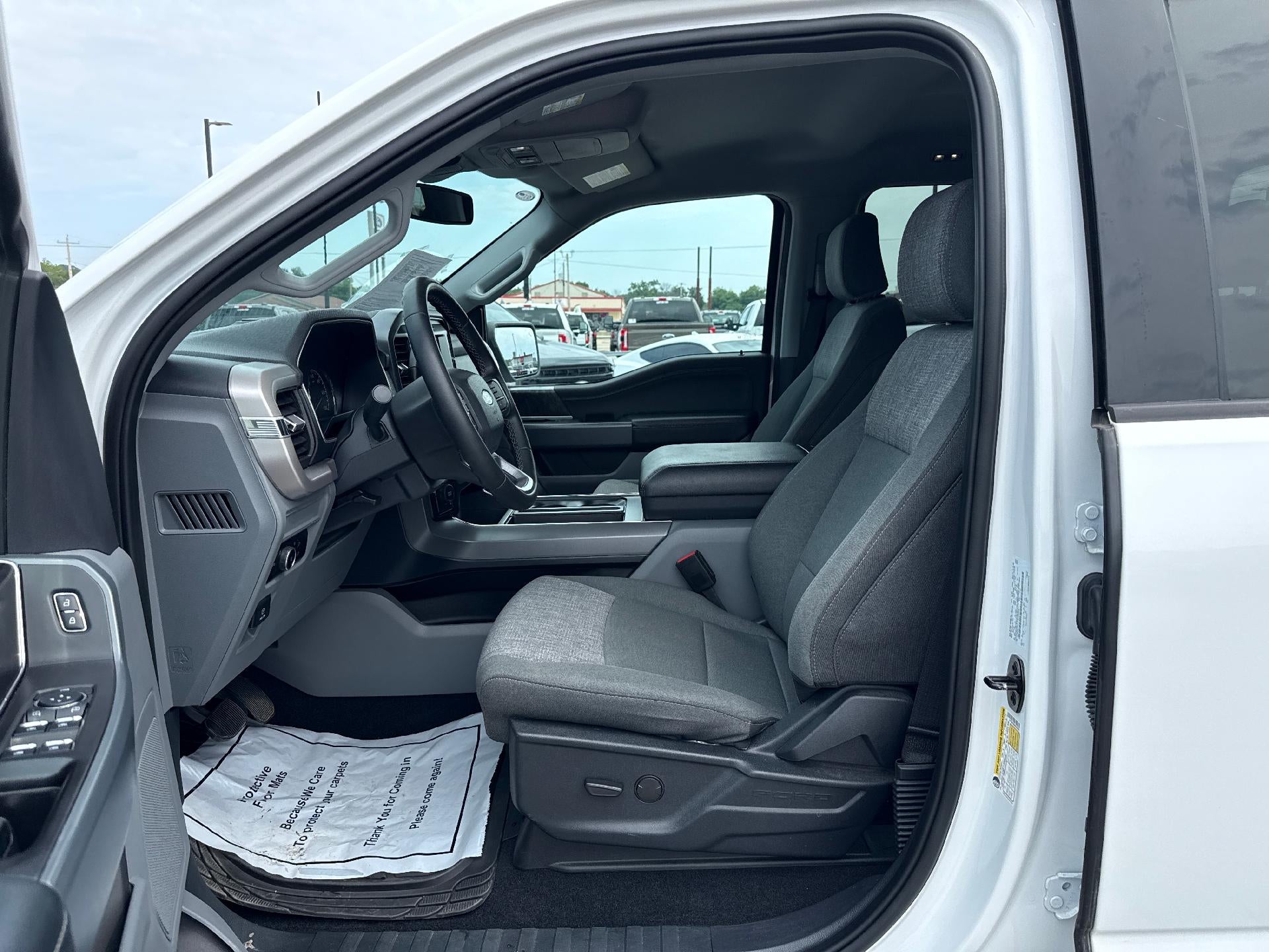 2023 Ford F-150 XLT 4WD SuperCrew 5.5' Box