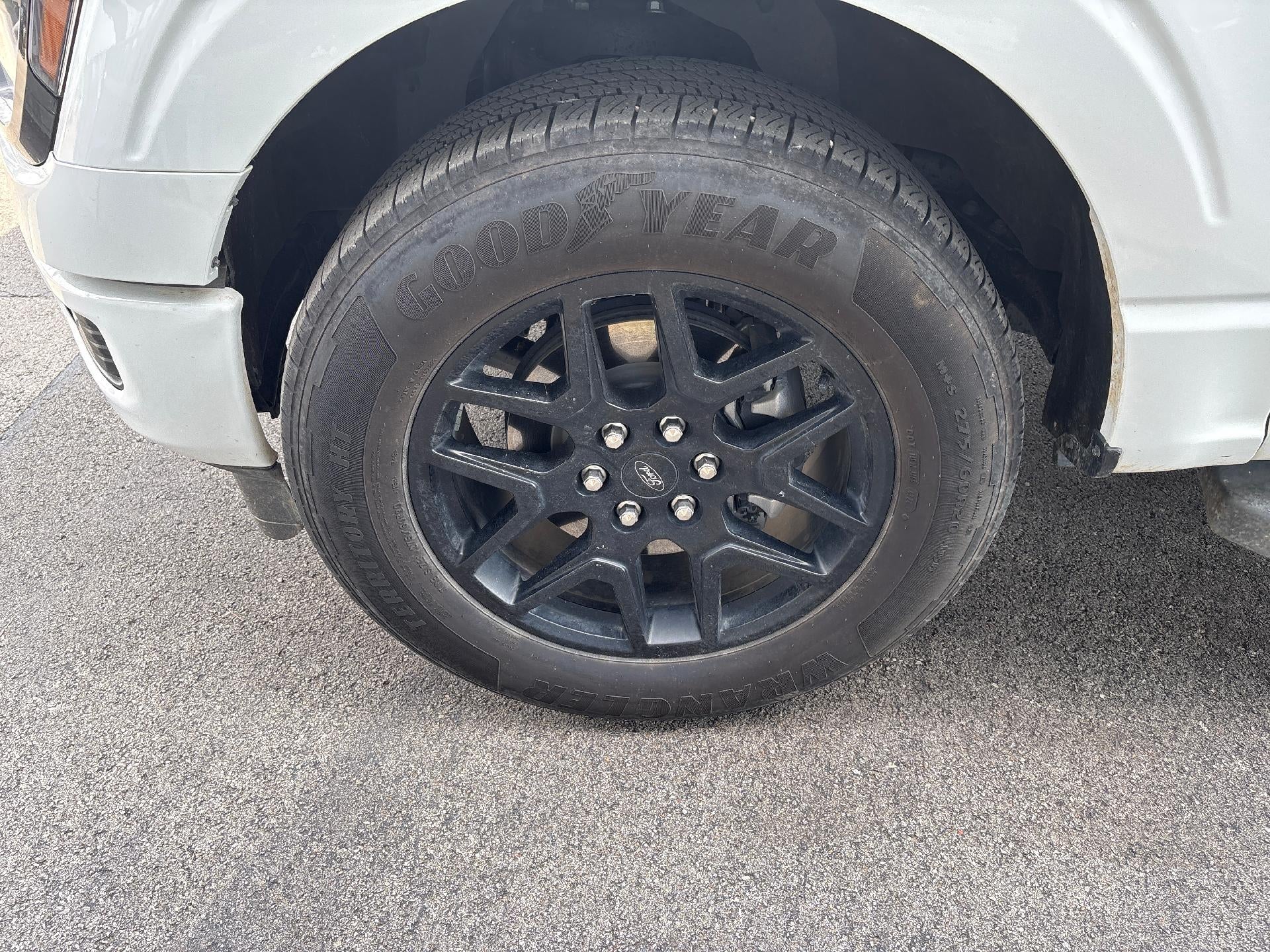 2024 Ford F-150 STX 2WD SuperCrew 5.5' Box