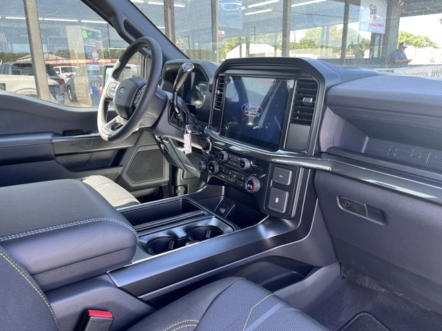 2025 Ford F-150 STX®