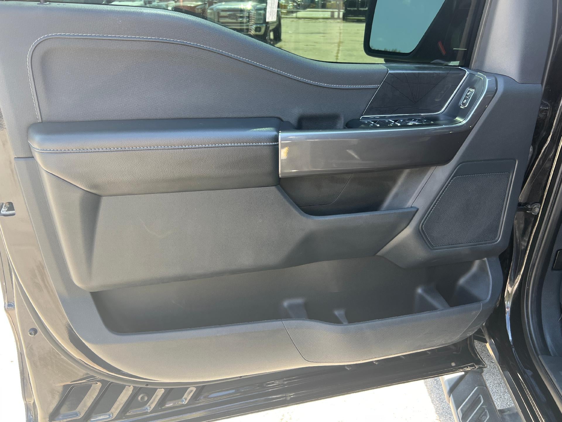 2023 Ford F-150 XL 4WD SuperCrew 5.5' Box