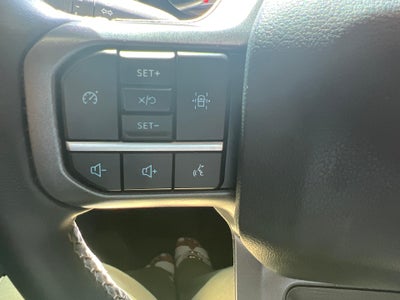 2023 Ford F-150 XL 4WD SuperCrew 5.5' Box