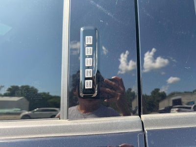 2023 Ford F-150 XL 4WD SuperCrew 5.5' Box