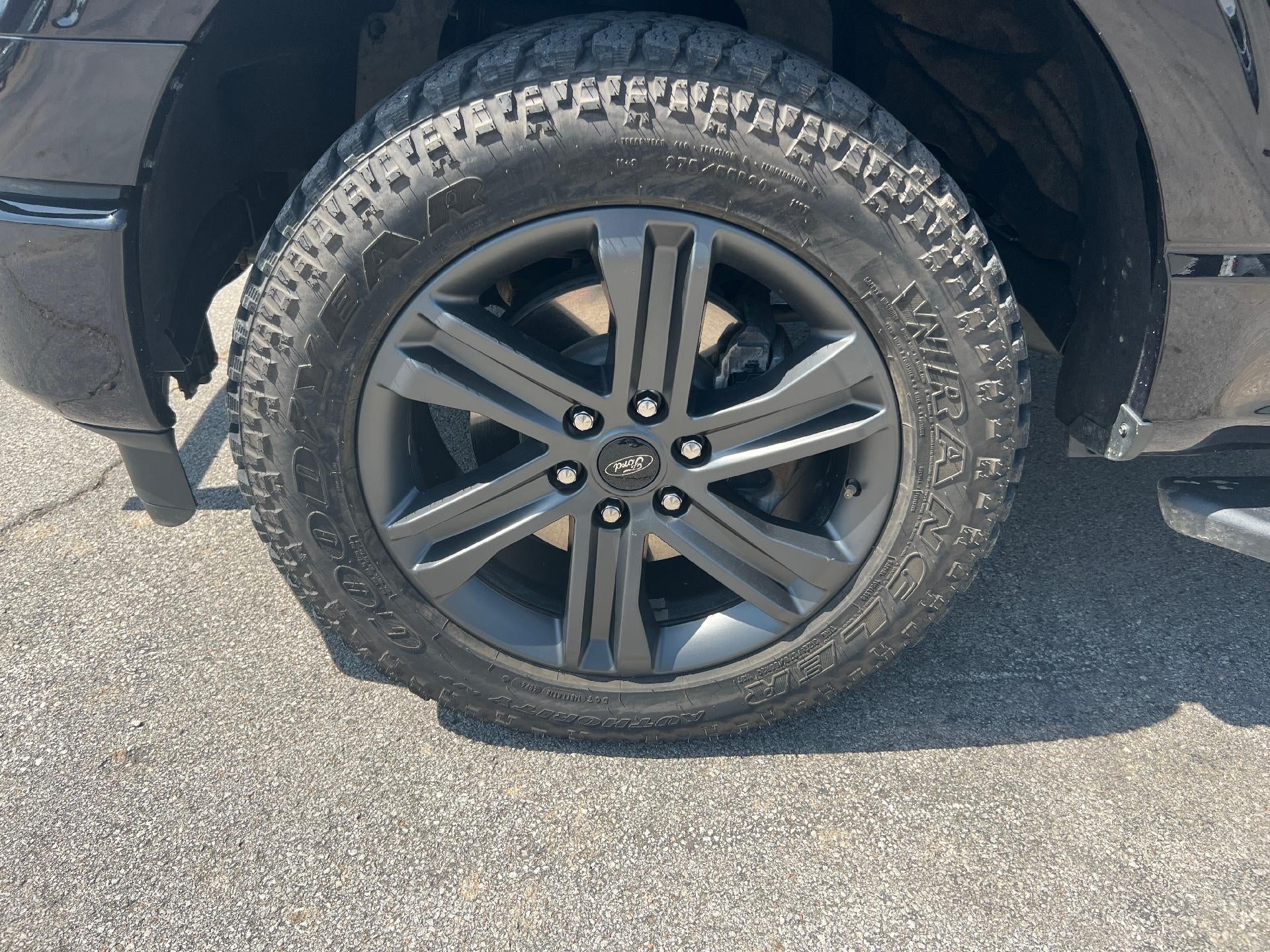 2023 Ford F-150 XL 4WD SuperCrew 5.5' Box