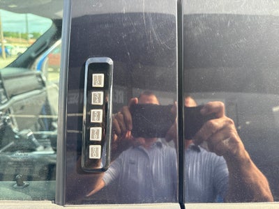 2022 Ford F-150 XLT 4WD SuperCrew 5.5' Box