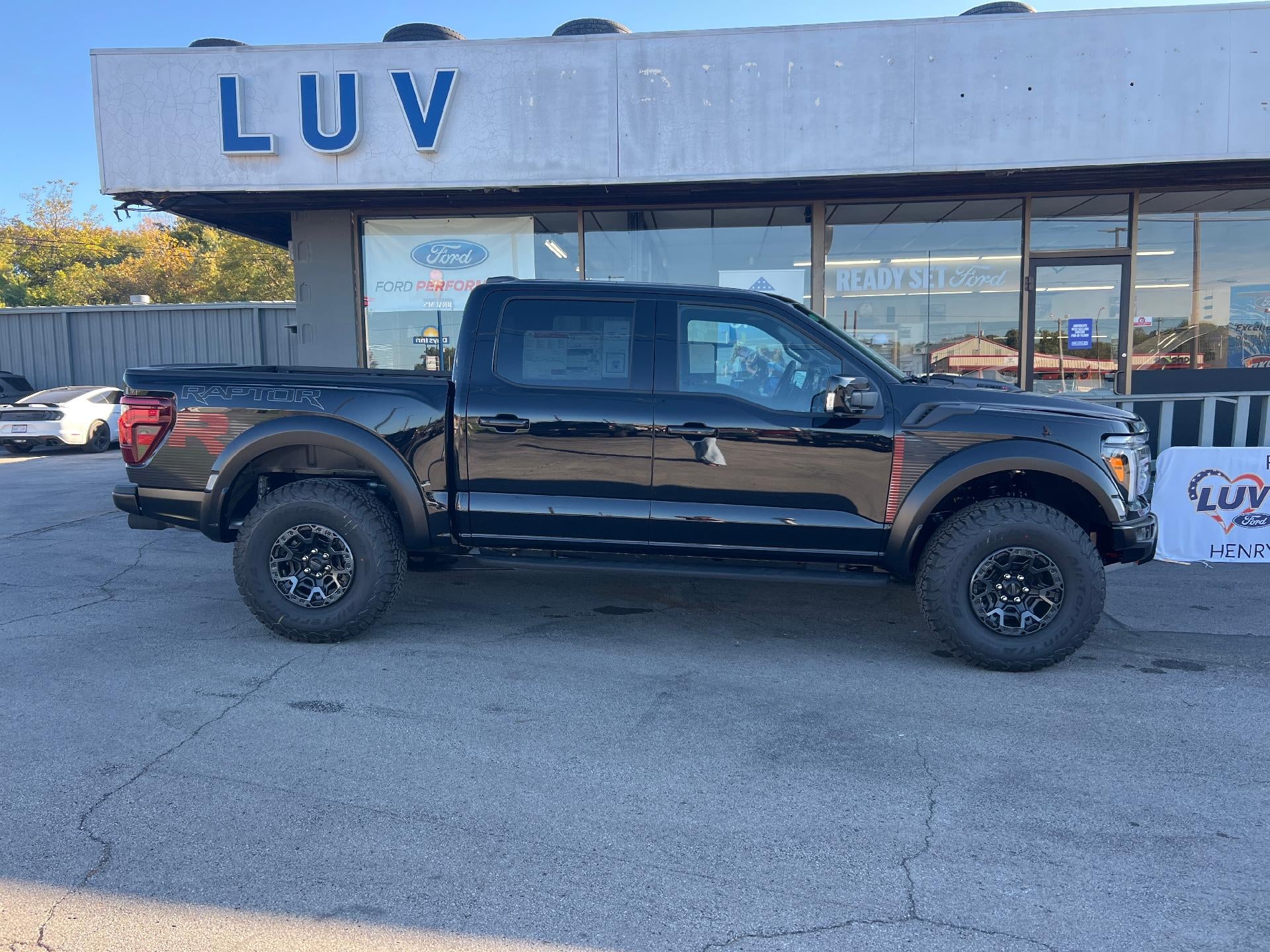 2026 Ford F-150 Raptor 4WD SuperCrew 5.5' Box