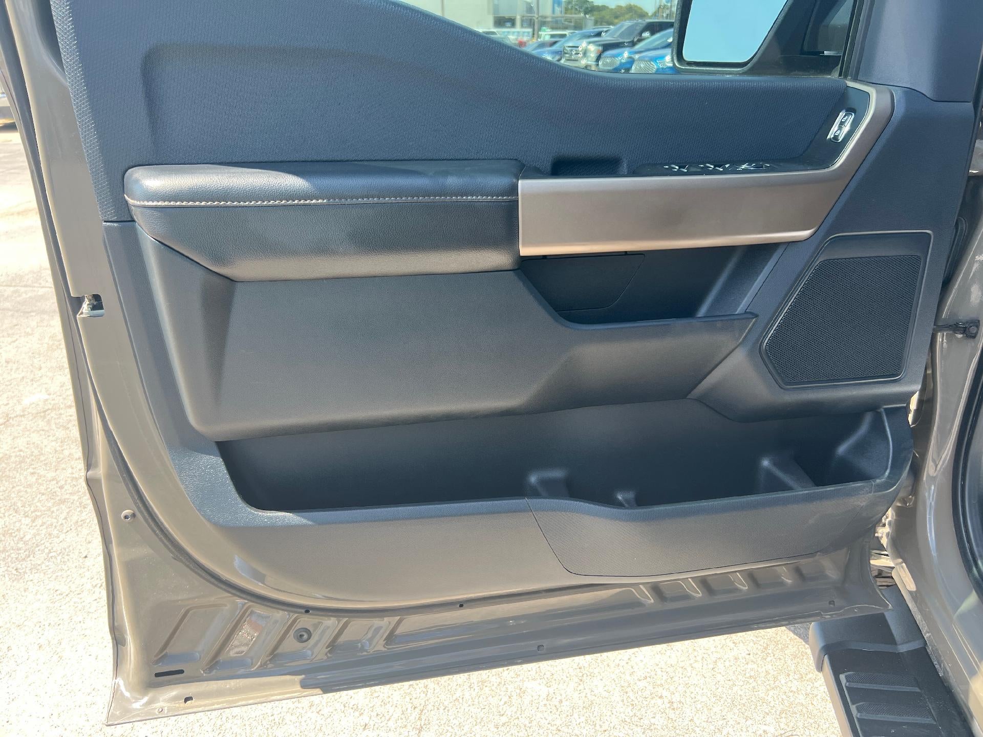 2025 Ford F-150 STX 4WD SuperCrew 5.5' Box