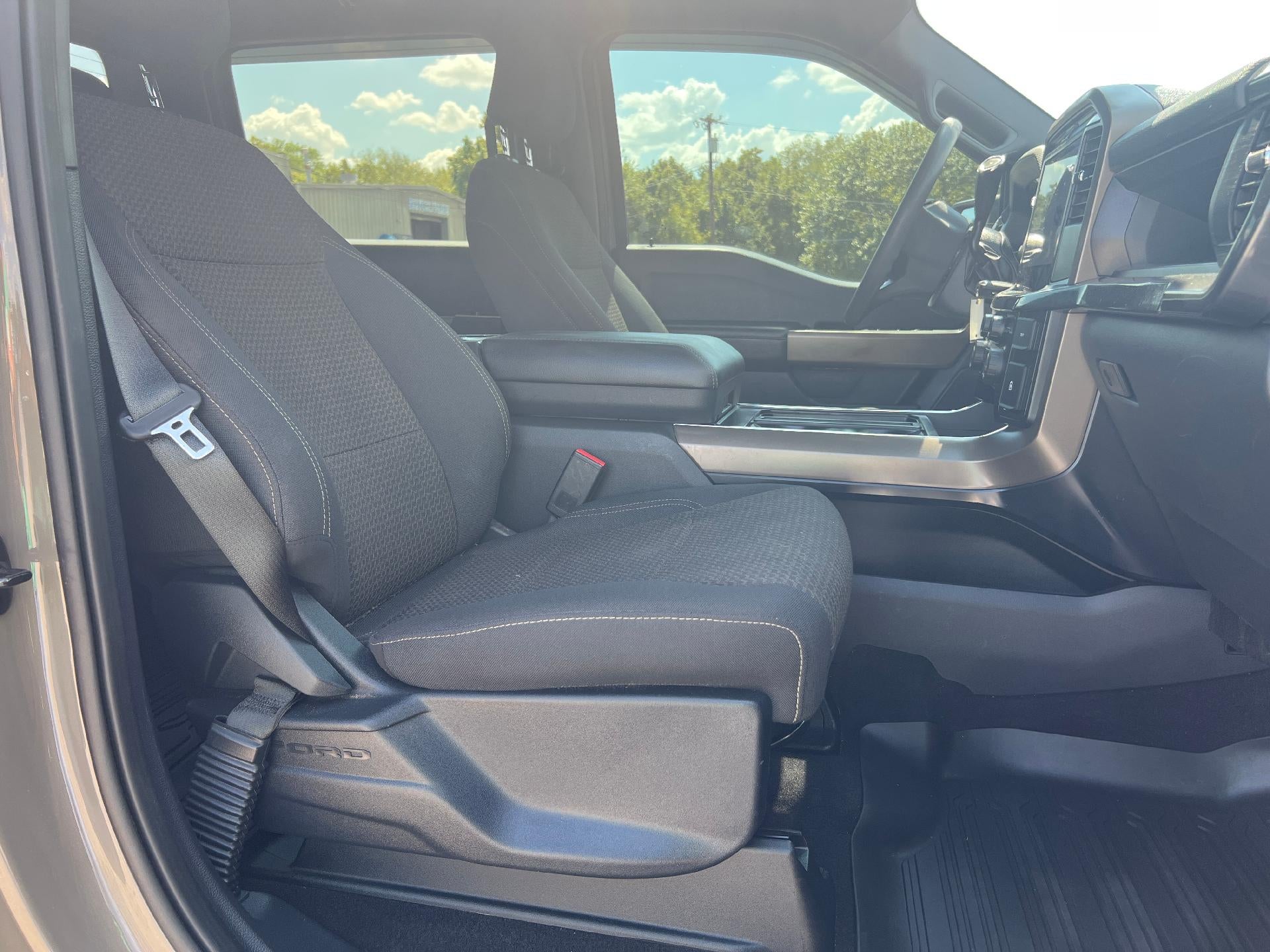 2025 Ford F-150 STX 4WD SuperCrew 5.5' Box