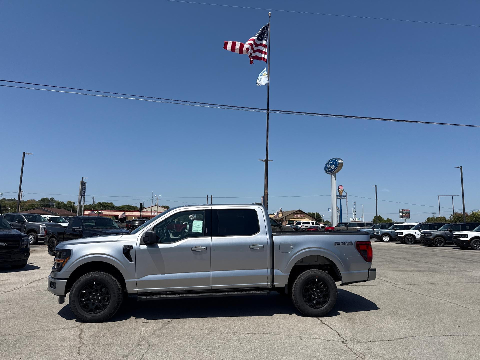 2026 Ford F-150 XLT 4WD SuperCrew 5.5' Box