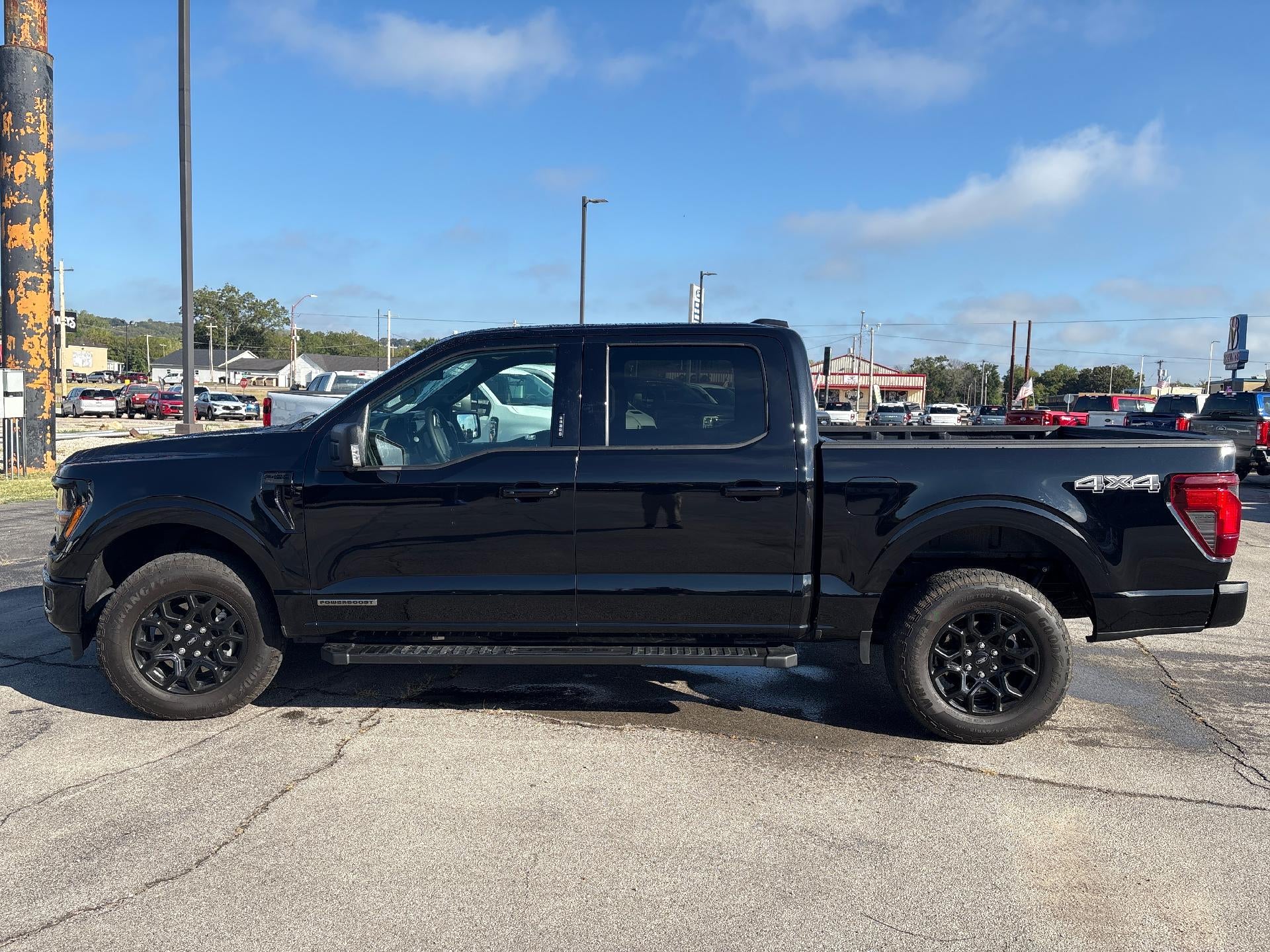 2024 Ford F-150 XLT 4WD SuperCrew 5.5' Box