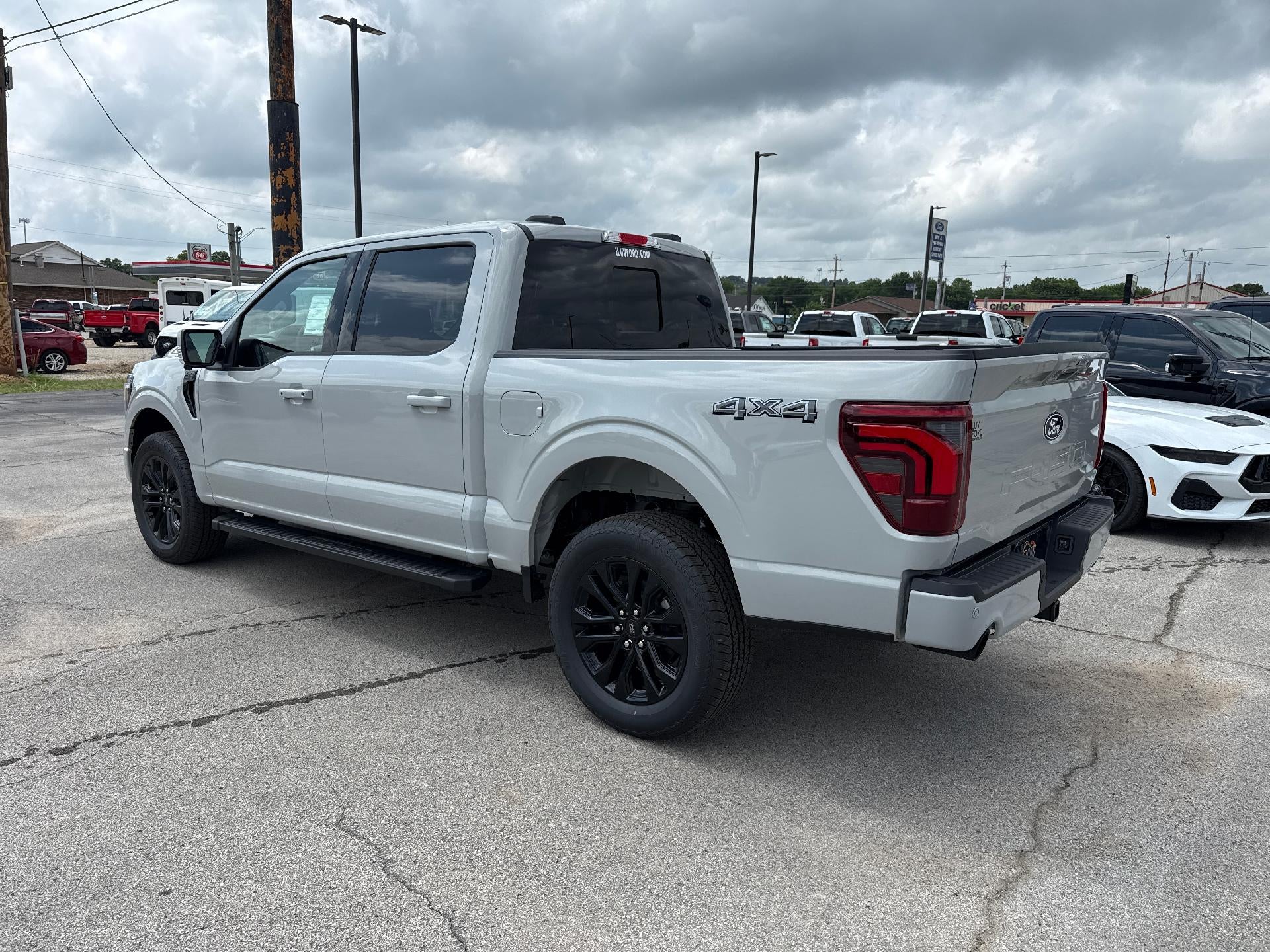2026 Ford F-150 LARIAT 4WD SuperCrew 5.5' Box