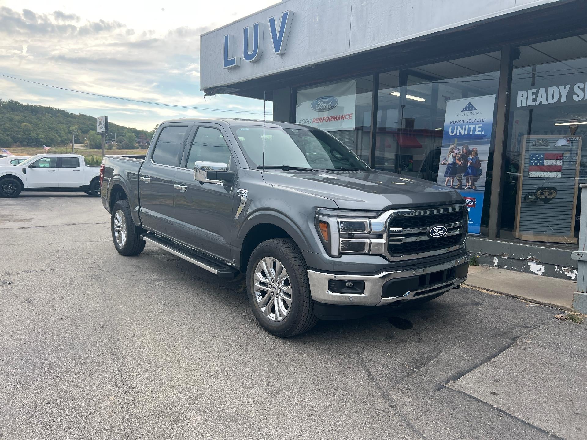 2026 Ford F-150 LARIAT 4WD SuperCrew 5.5' Box