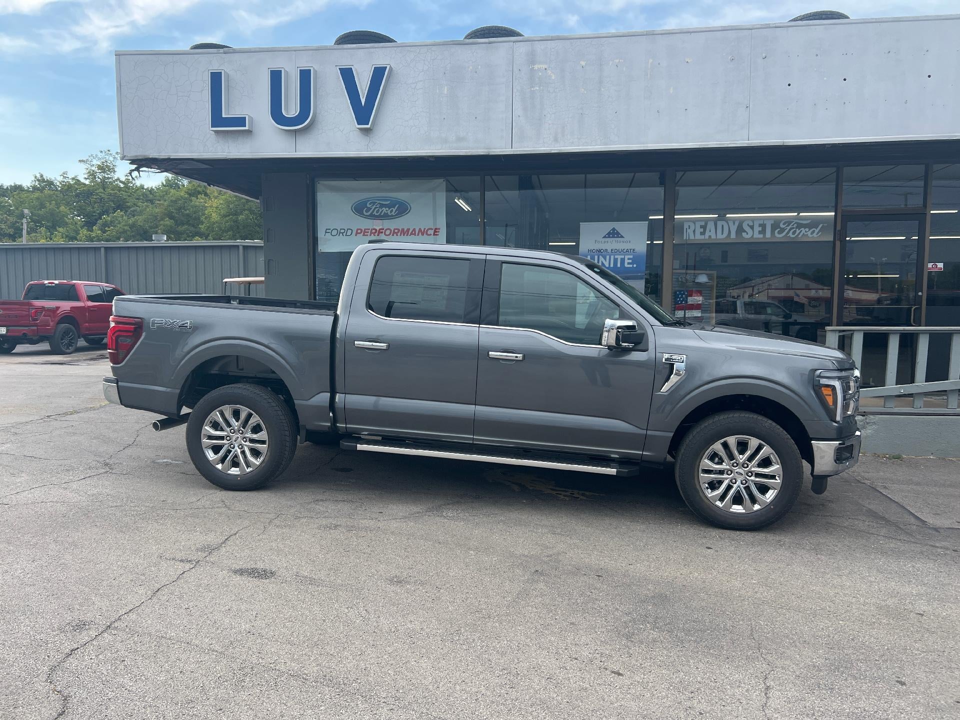2026 Ford F-150 LARIAT 4WD SuperCrew 5.5' Box