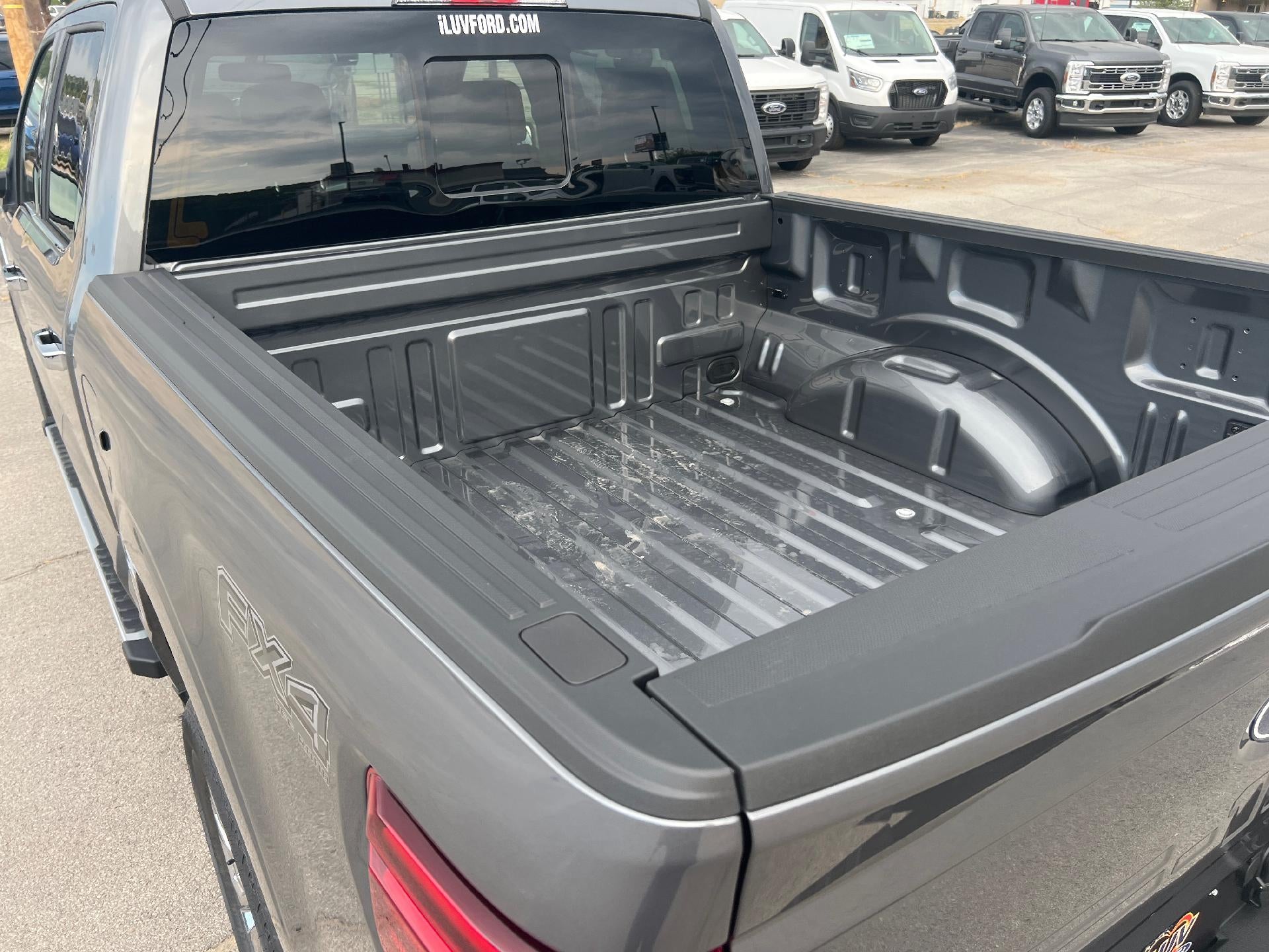 2026 Ford F-150 LARIAT 4WD SuperCrew 5.5' Box