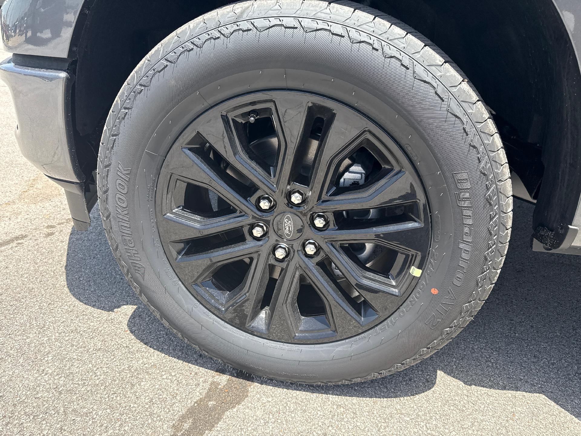 2026 Ford F-150 LARIAT 4WD SuperCrew 5.5' Box