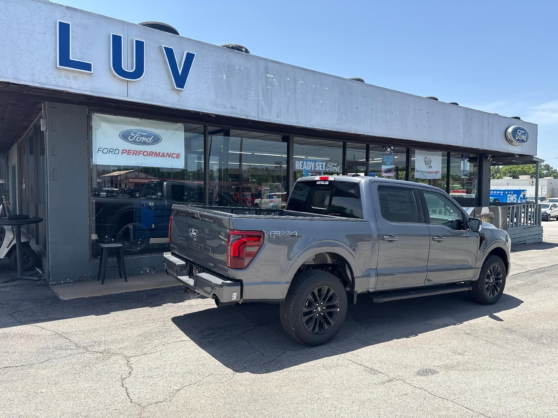 2026 Ford F-150 LARIAT 4WD SuperCrew 5.5' Box
