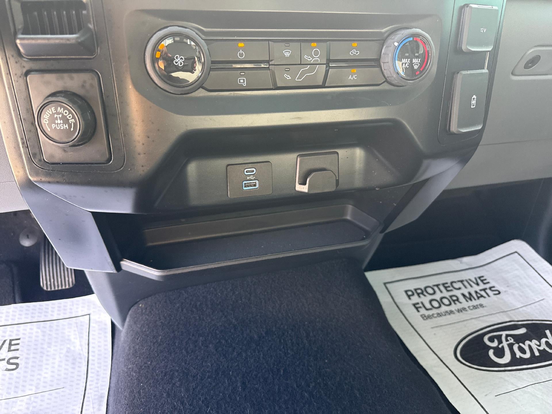 2023 Ford F-150 XL 2WD Reg Cab 6.5' Box