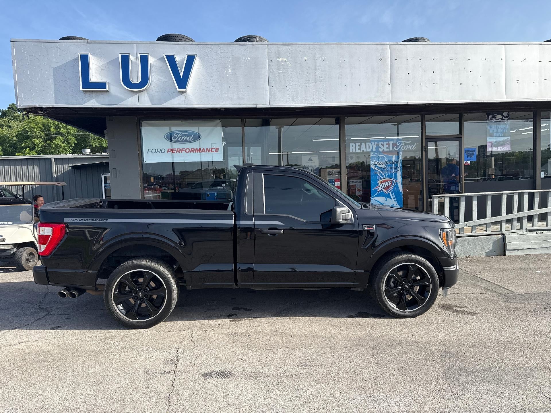 2023 Ford F-150 XL 2WD Reg Cab 6.5' Box