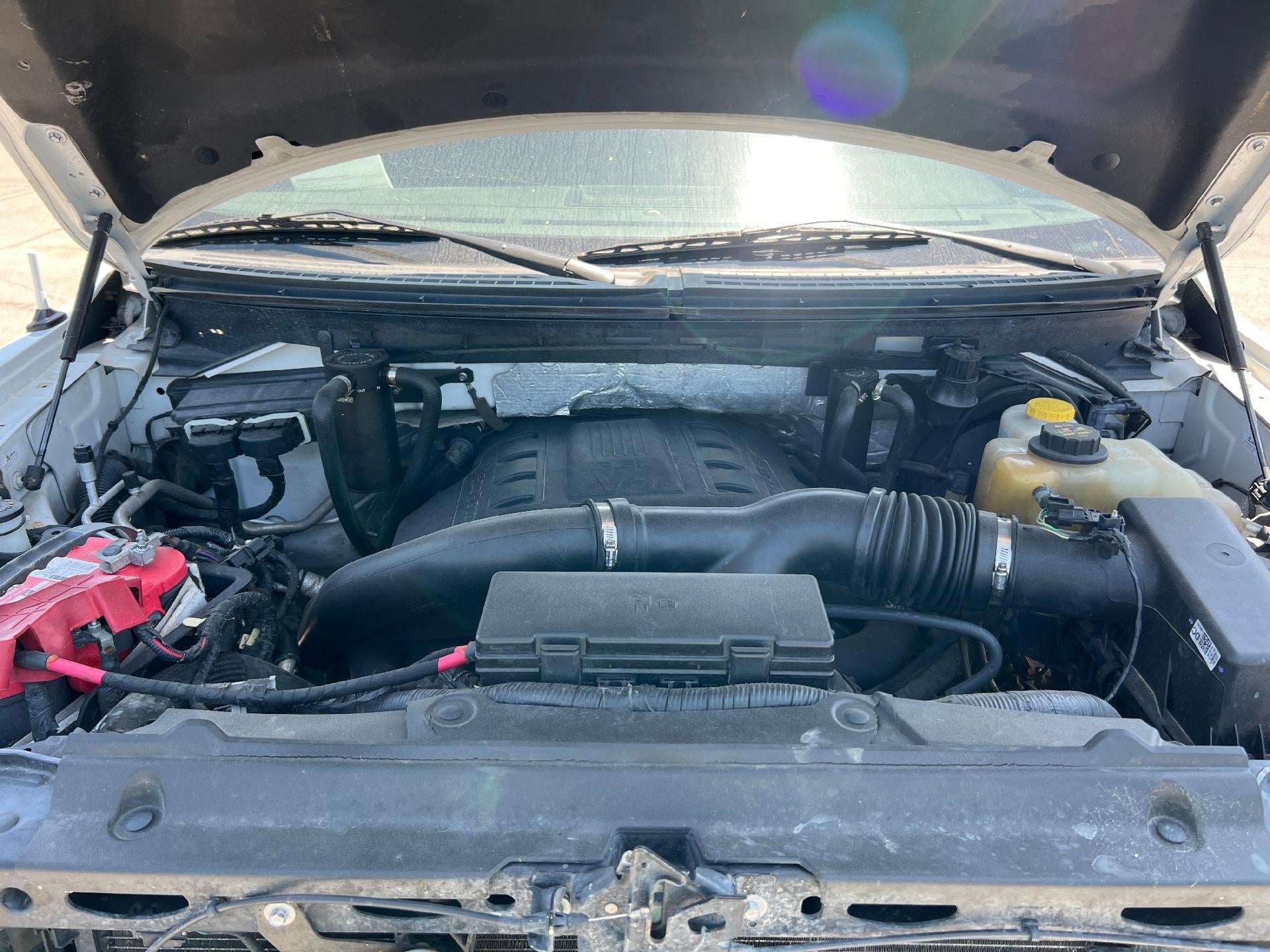 2014 Ford F-150 4WD Regular Cab 8 Ft Box XL