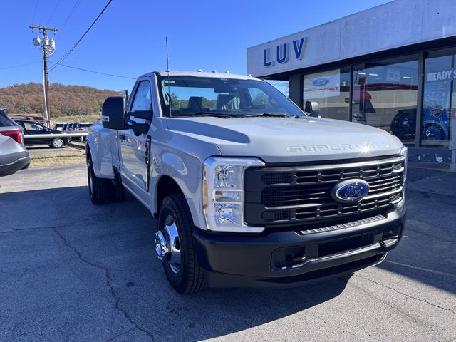 2026 Ford Super Duty F-350 DRW F-350® XL