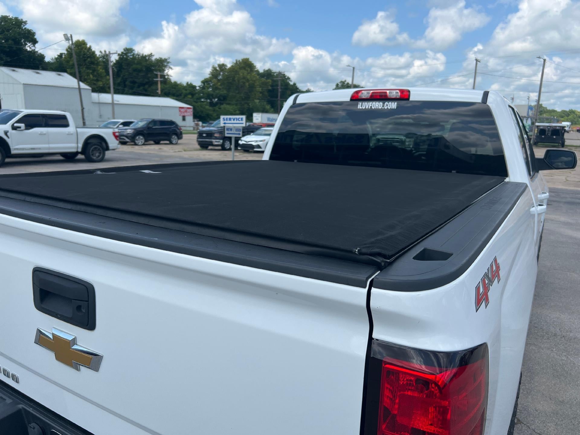 2016 Chevrolet Silverado 1500 Double Cab Standard Box 4-Wheel Drive LT