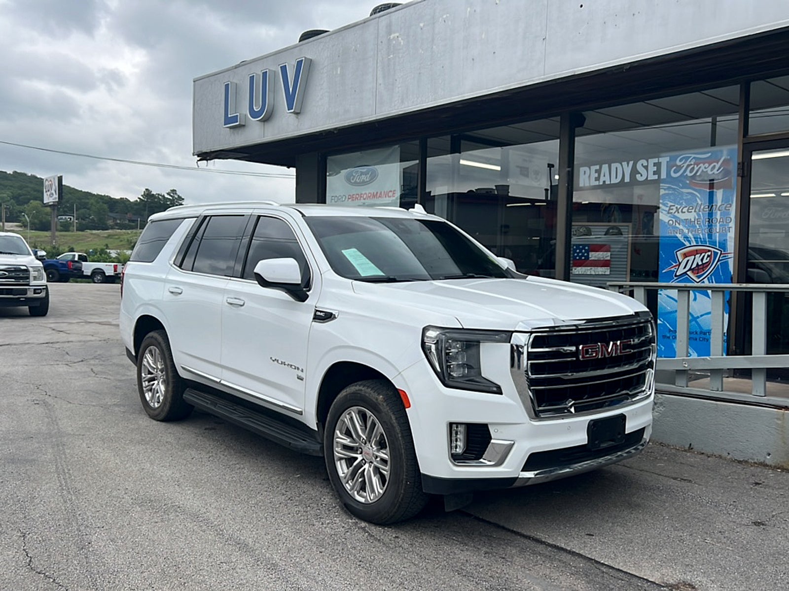 2021 GMC Yukon 4WD SLT