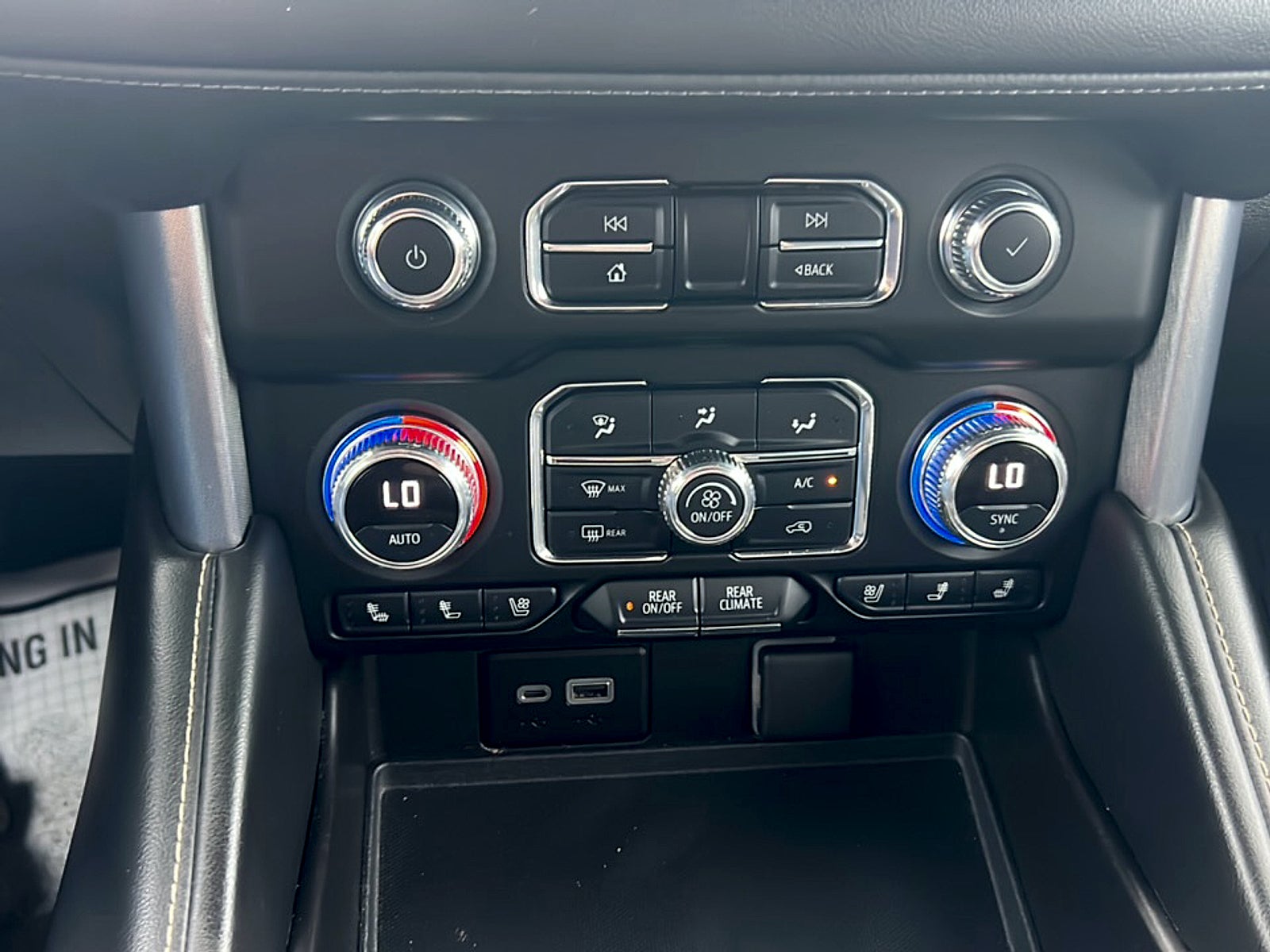 2021 GMC Yukon 4WD SLT