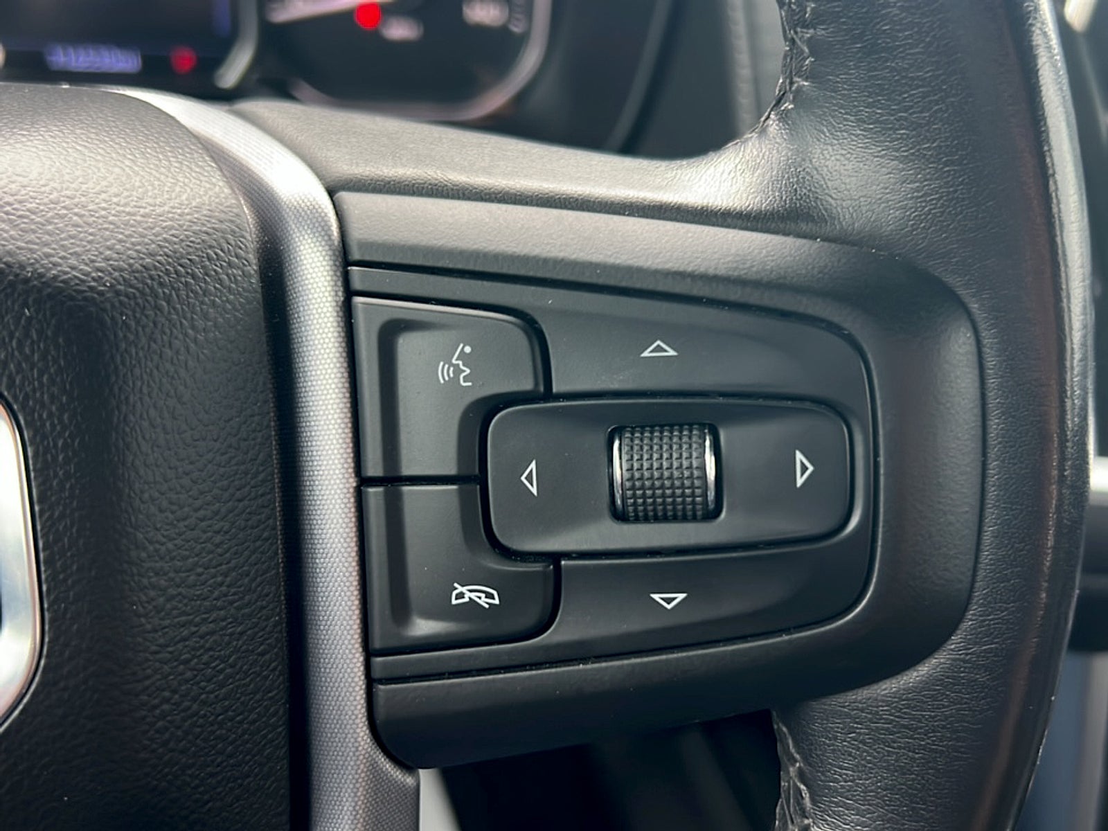 2021 GMC Yukon 4WD SLT
