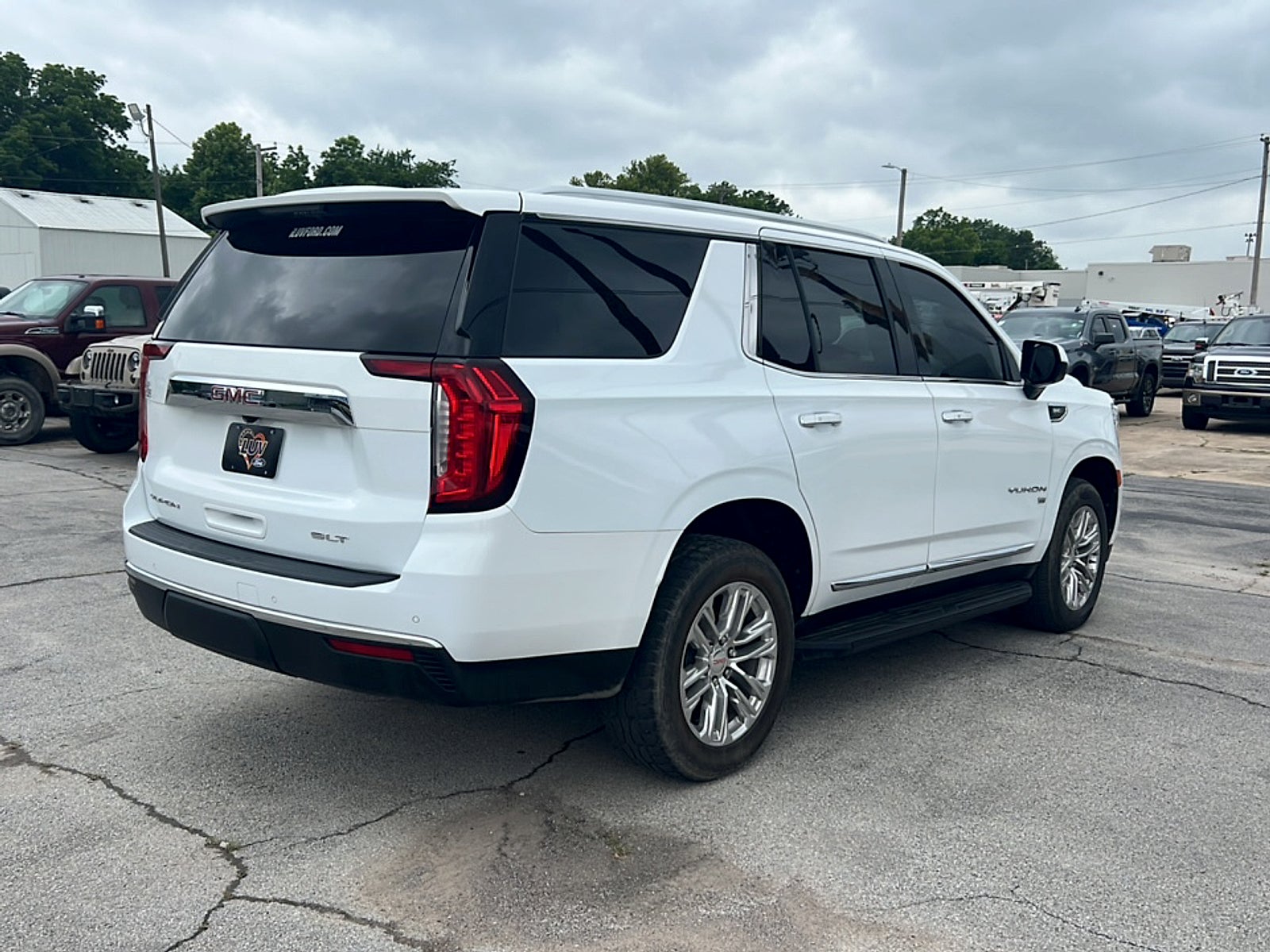 2021 GMC Yukon 4WD SLT