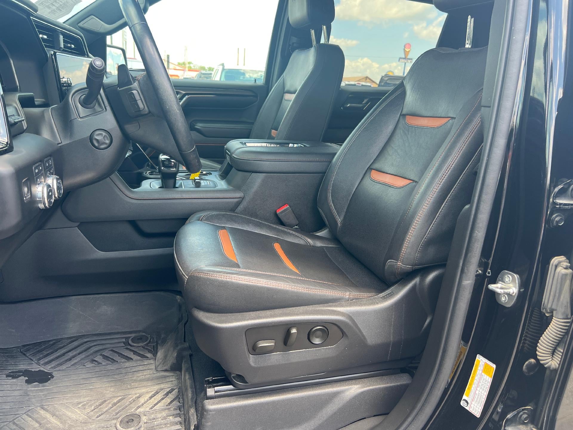 2022 GMC Sierra 1500 Crew Cab Short Box 4-Wheel Drive AT4