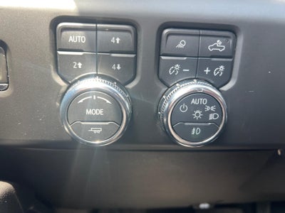 2022 GMC Sierra 1500 Crew Cab Short Box 4-Wheel Drive AT4