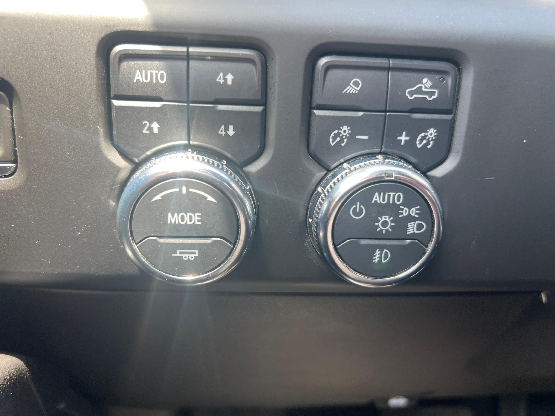 2022 GMC Sierra 1500 Crew Cab Short Box 4-Wheel Drive AT4