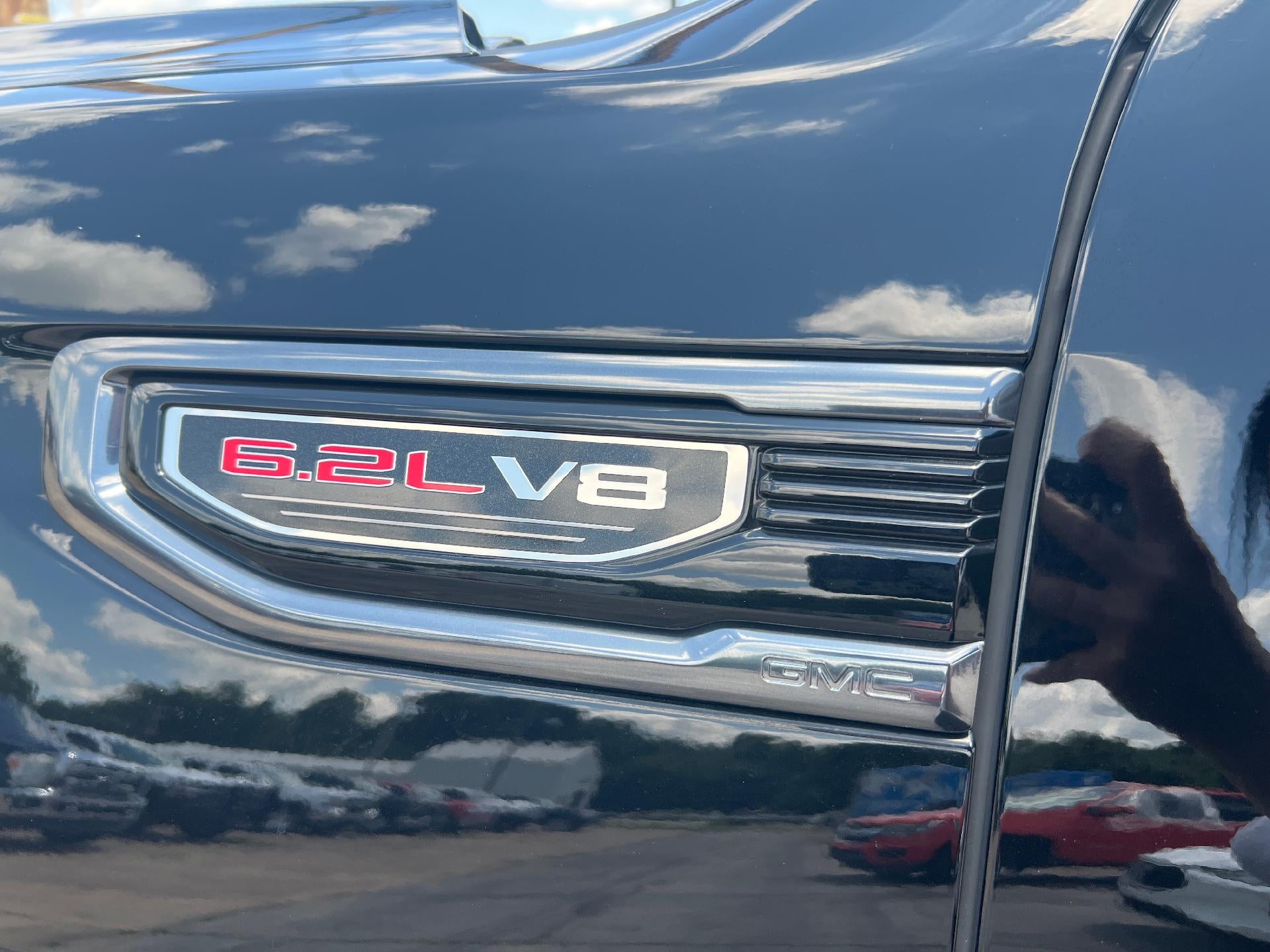 2022 GMC Sierra 1500 Crew Cab Short Box 4-Wheel Drive AT4