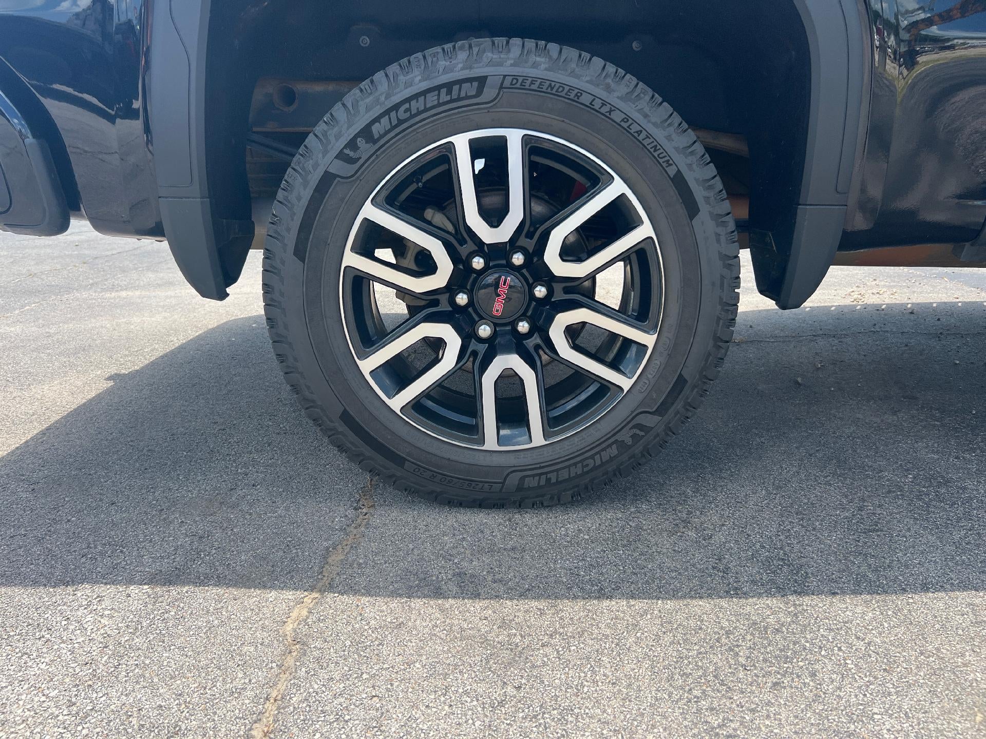 2022 GMC Sierra 1500 Crew Cab Short Box 4-Wheel Drive AT4